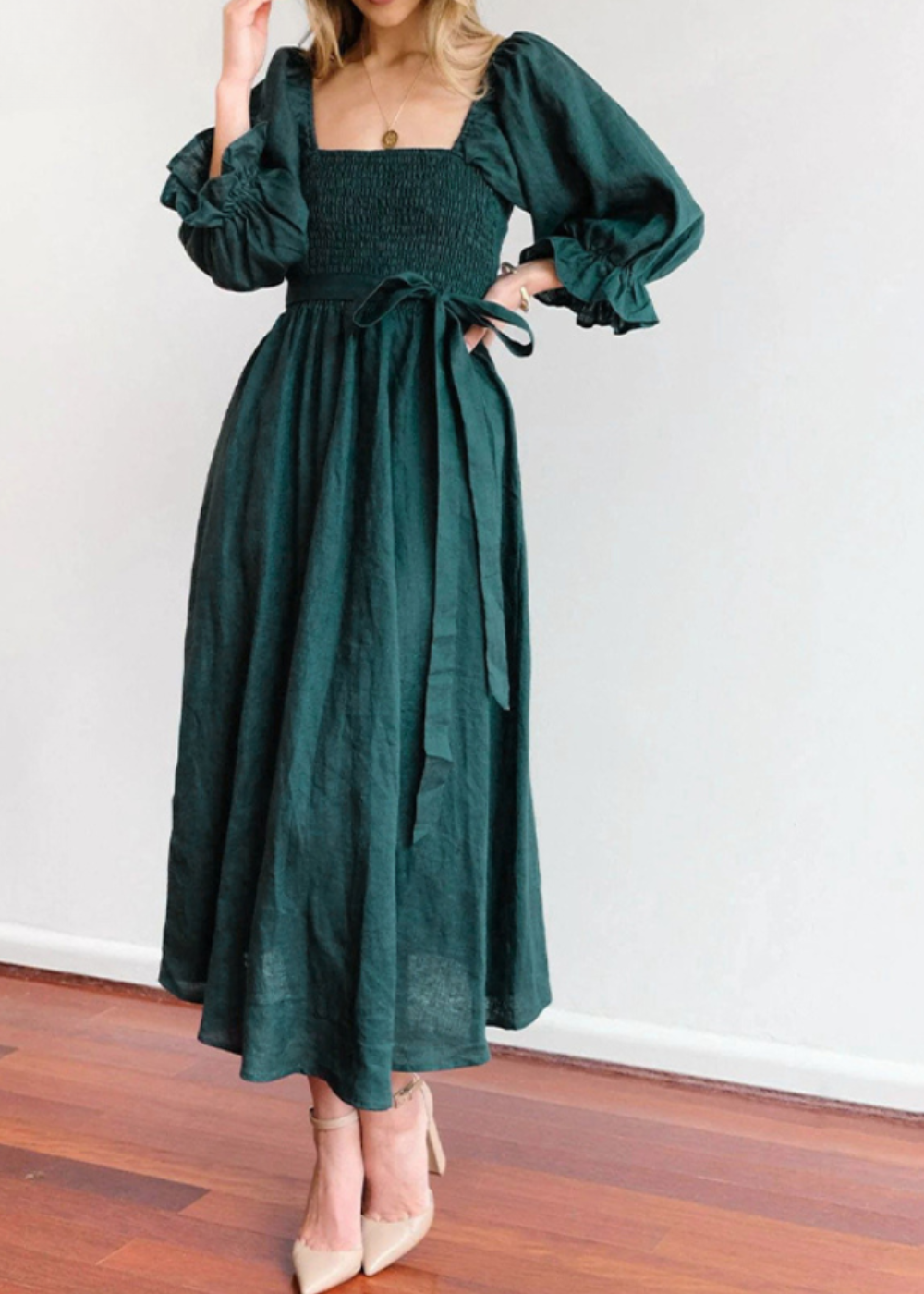 Toni™ | French Dress With Ruffle Sleeves